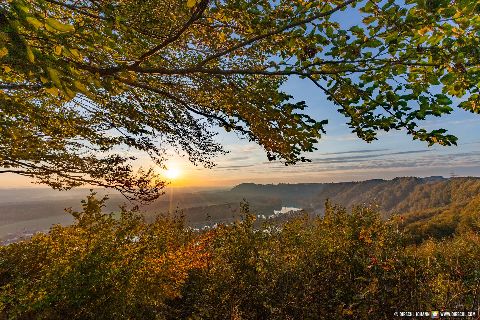 Gemeinde Marktl Landkreis Altötting Marktlberg Gassen  Dachlwand Aussicht (Dirschl Johann) Deutschland AÖ